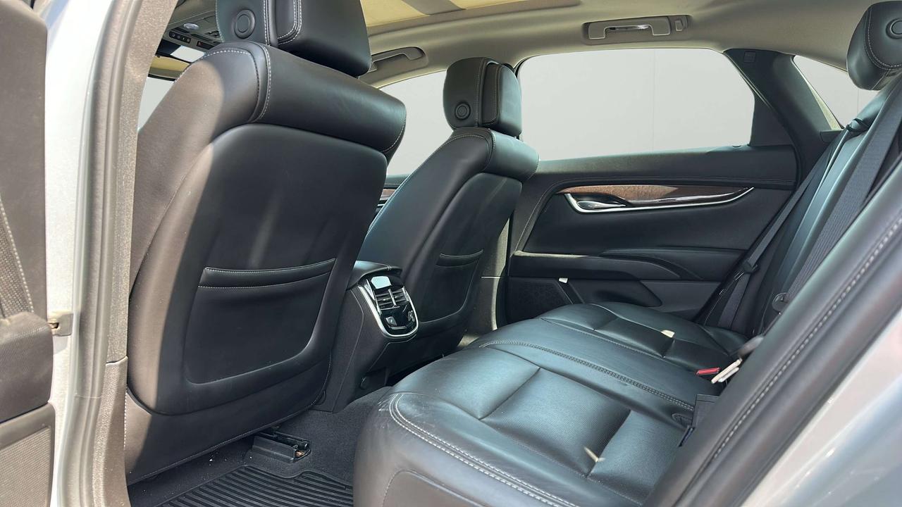 2013 Cadillac XTS Luxury Photo