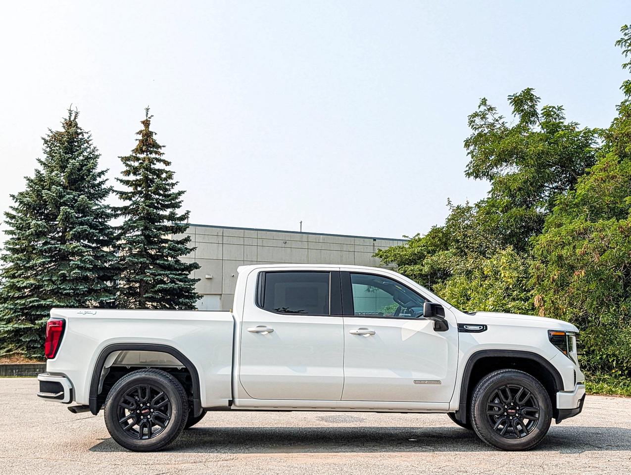 2026 GMC Sierra 1500 ELEVATION Photo