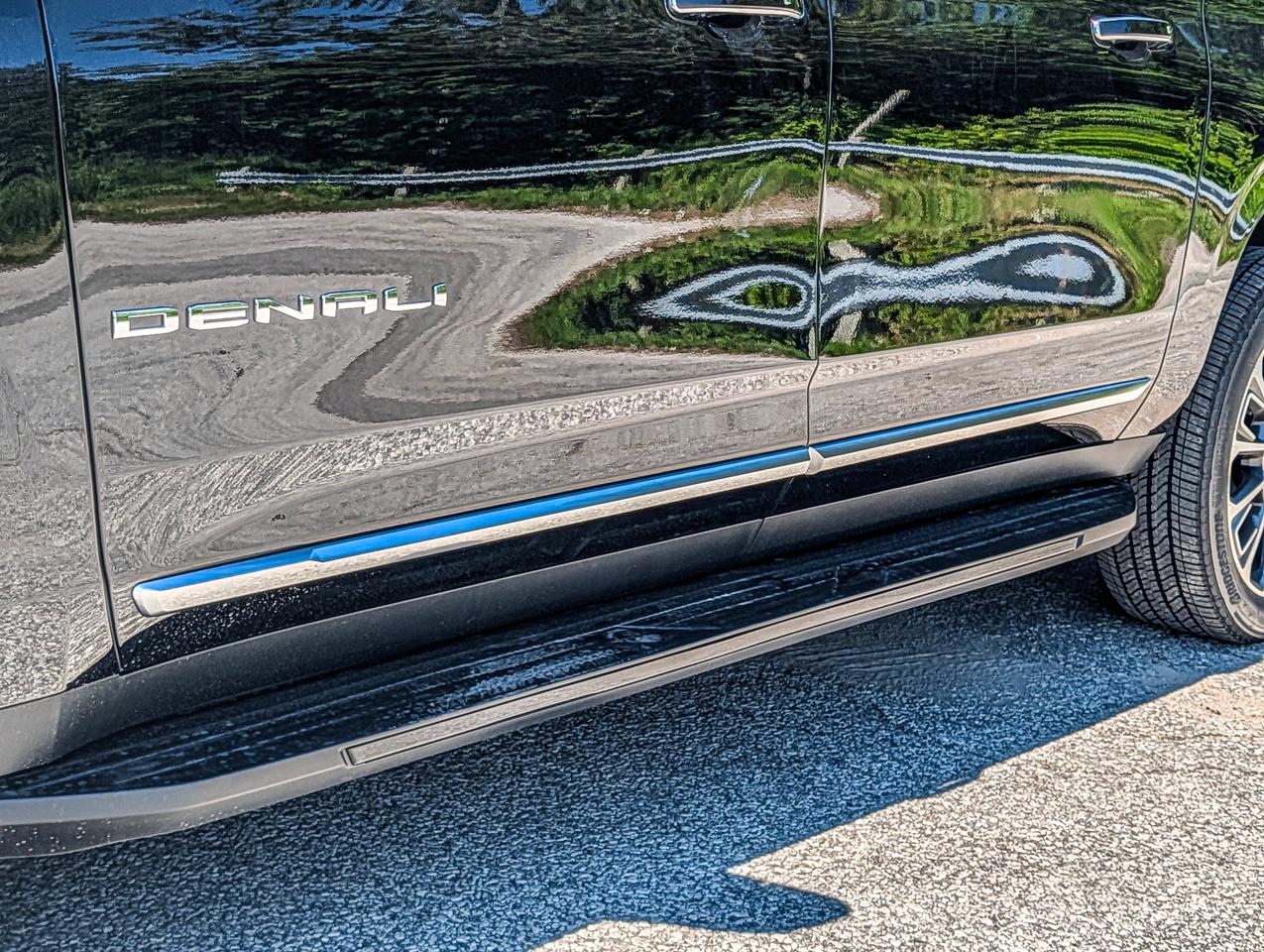 2026 GMC Yukon XL Denali Photo