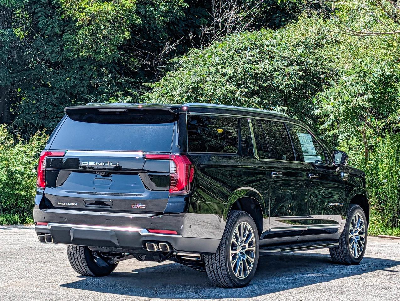 2026 GMC Yukon XL Denali Photo