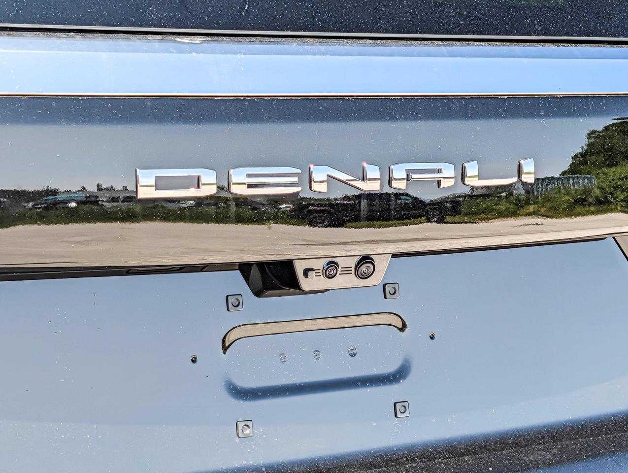 2026 GMC Yukon XL Denali Photo