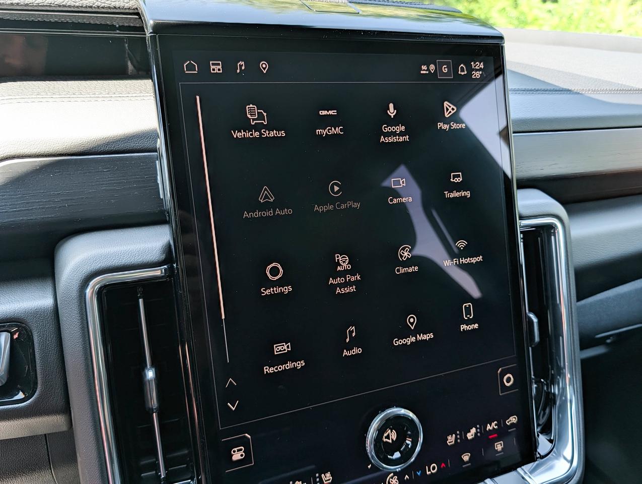 2026 GMC Yukon XL Denali Photo