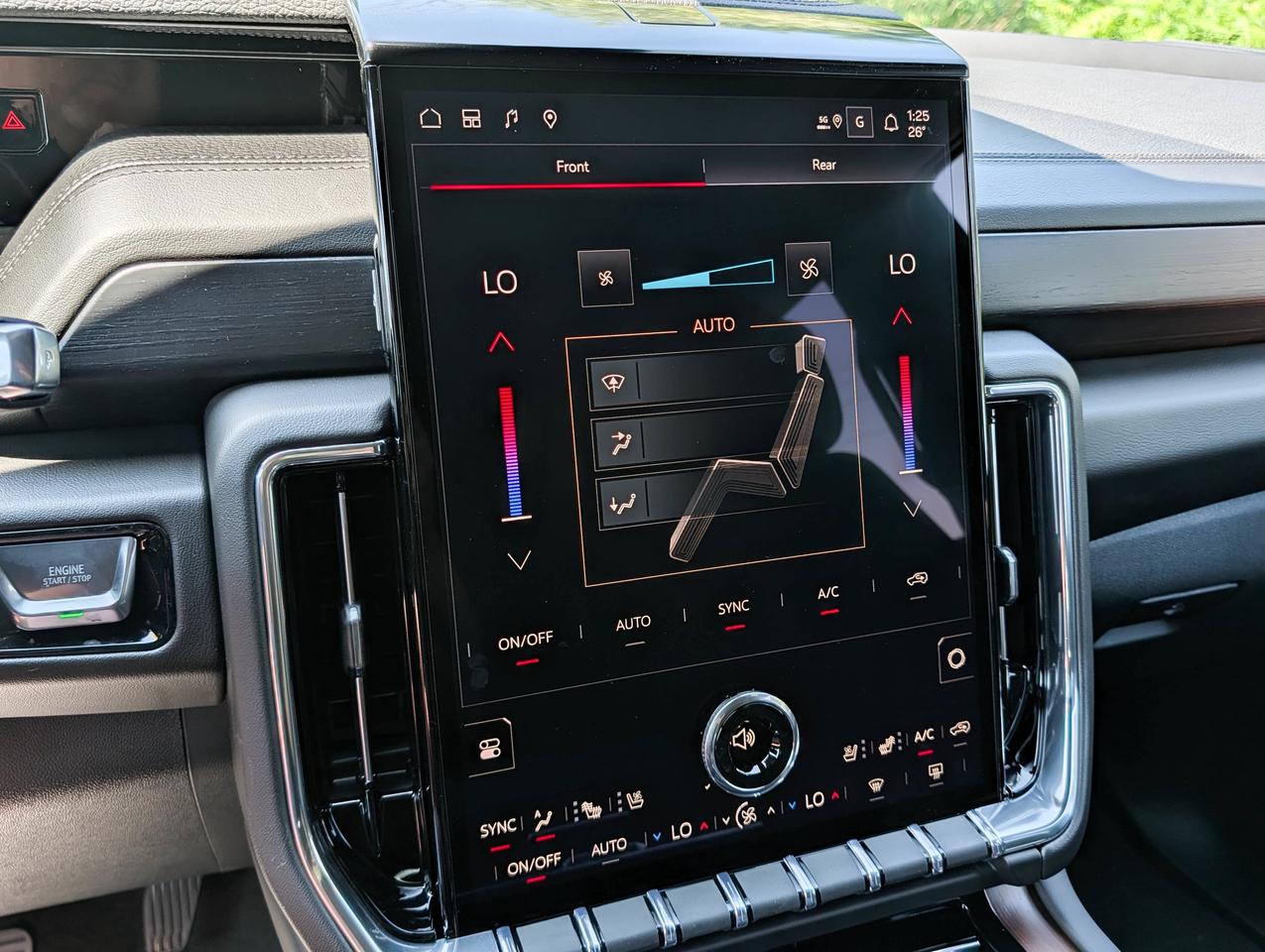 2026 GMC Yukon XL Denali Photo
