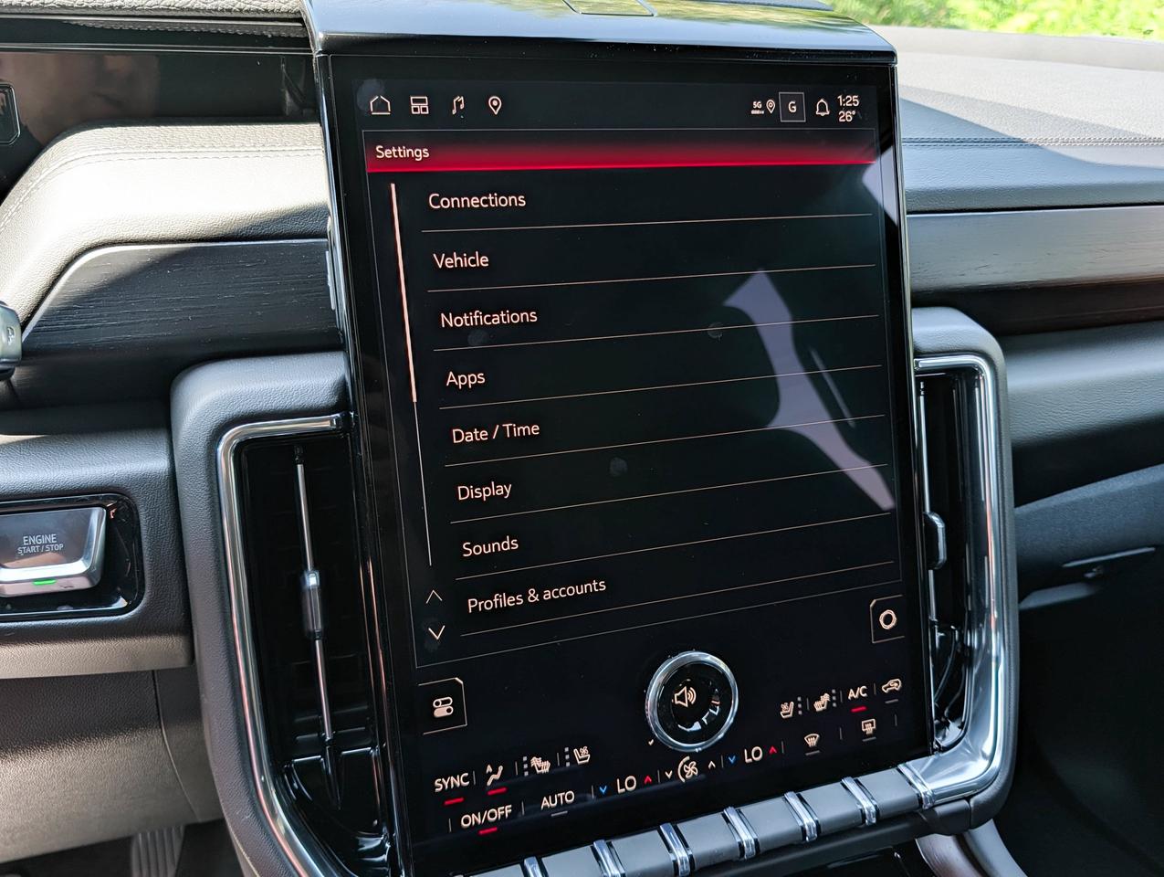 2026 GMC Yukon XL Denali Photo