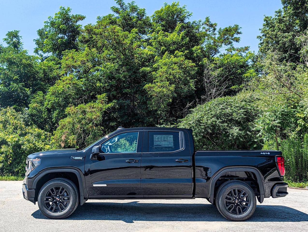 2026 GMC Sierra 1500 ELEVATION Photo
