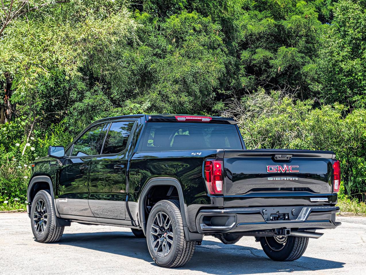 2026 GMC Sierra 1500 ELEVATION Photo