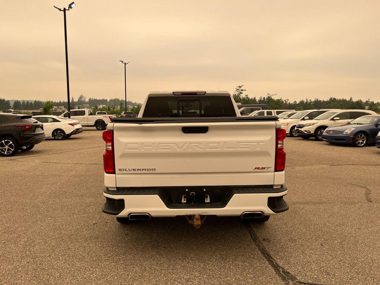 2019 Chevrolet Silverado 1500 4WD Double Cab 147'' WB RST Photo