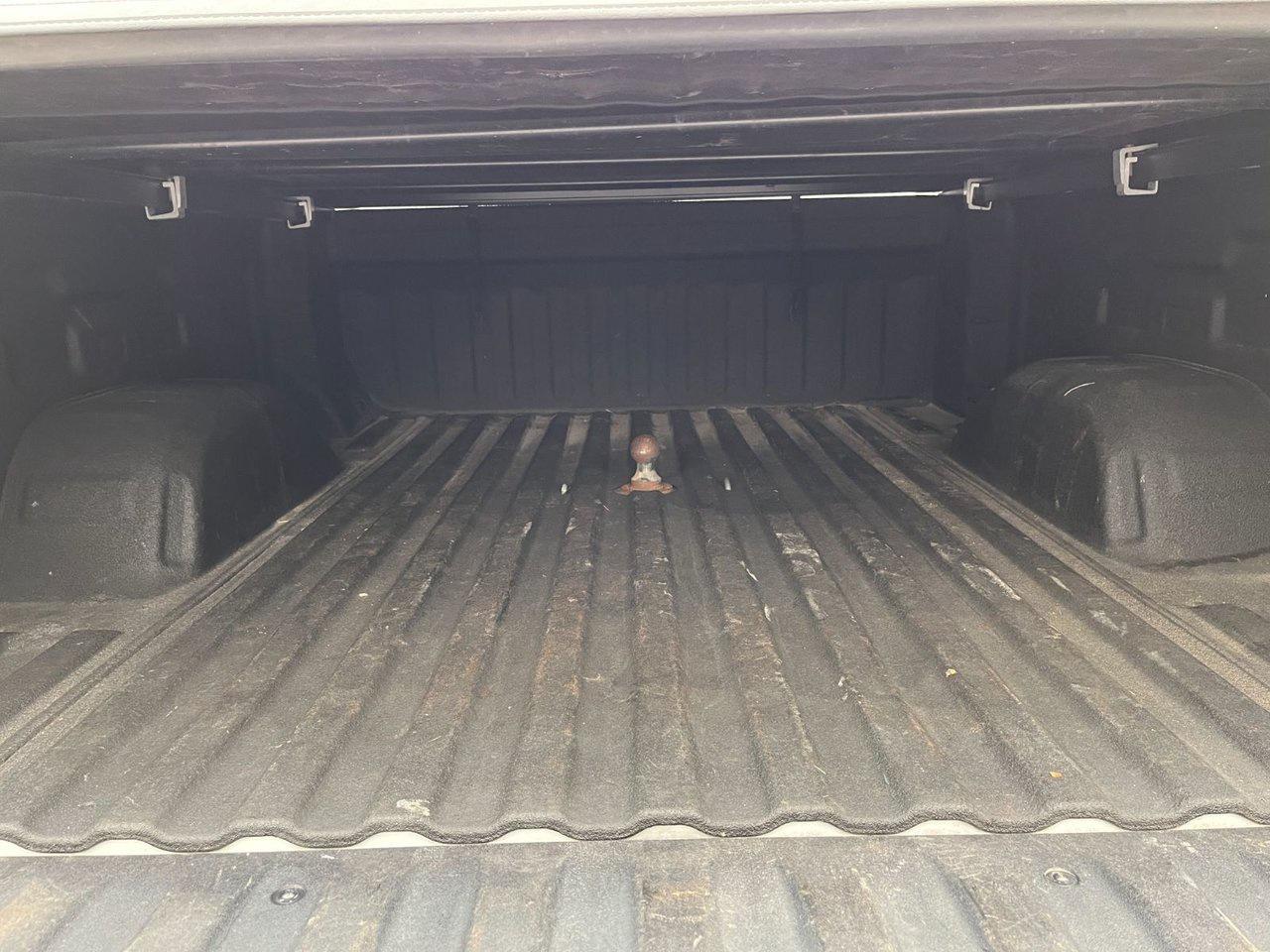 2019 Chevrolet Silverado 1500 4WD Double Cab 147'' WB RST Photo