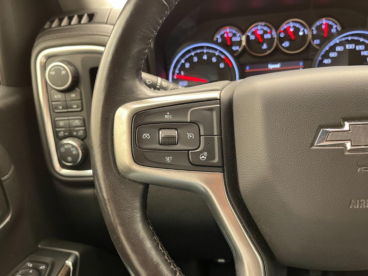 2019 Chevrolet Silverado 1500 4WD Double Cab 147'' WB RST Photo