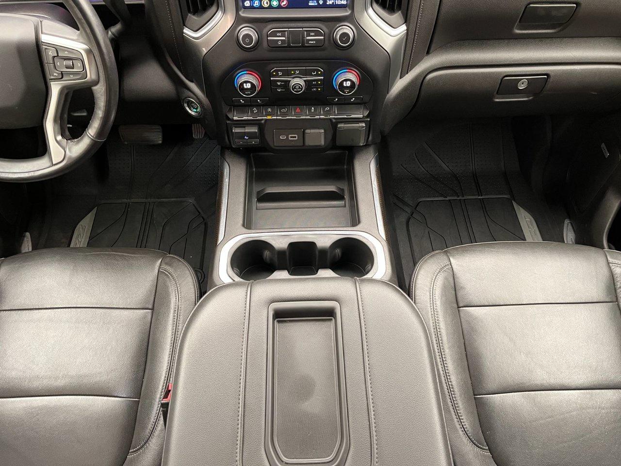 2019 Chevrolet Silverado 1500 4WD Double Cab 147'' WB RST Photo
