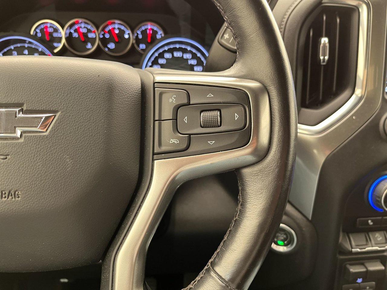 2019 Chevrolet Silverado 1500 4WD Double Cab 147'' WB RST Photo