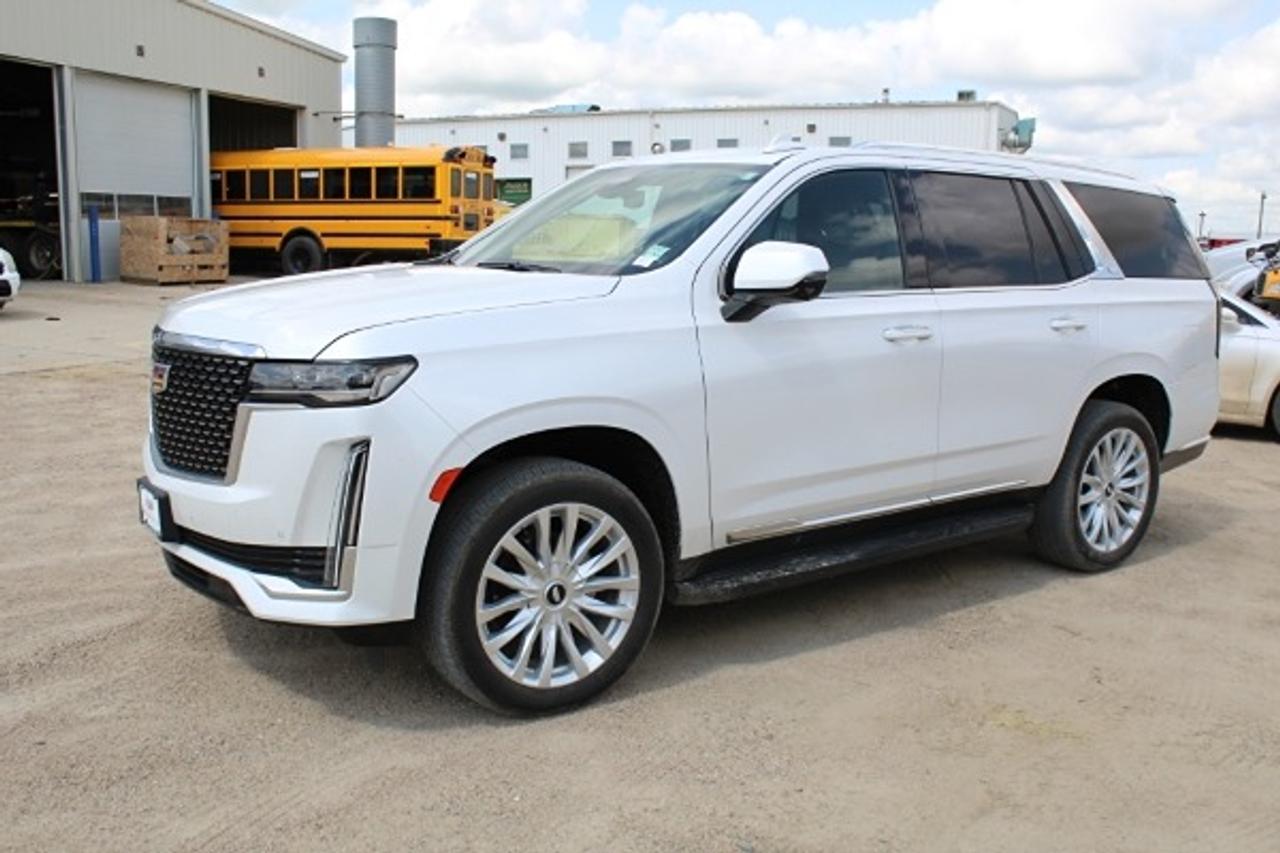 2023 Cadillac Escalade Luxury 4WD w/Htd Leather, NAV, BUC - Photo #1