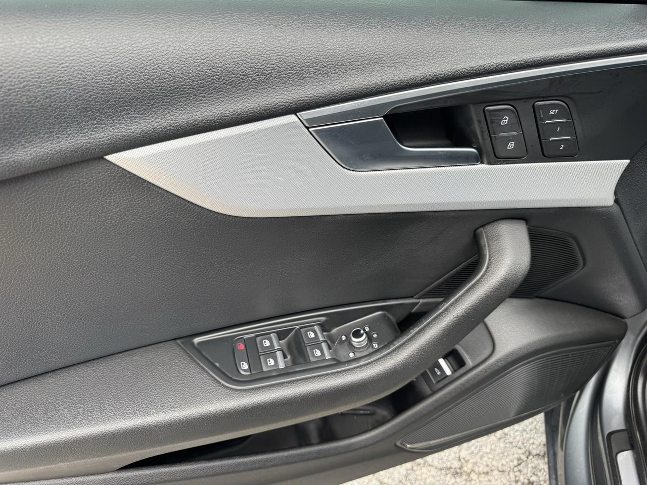 2017 Audi A4 Technik Photo