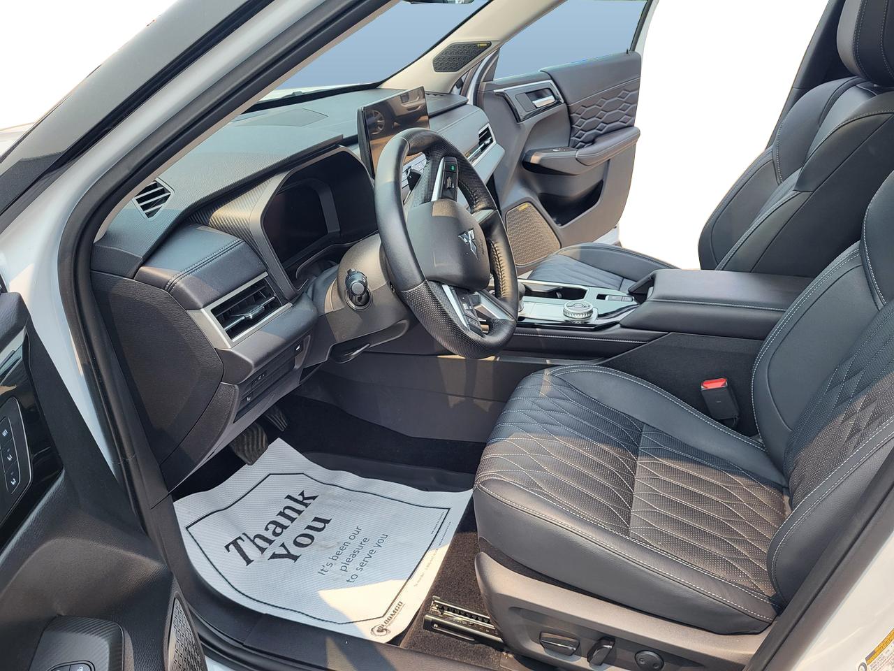2025 Mitsubishi Outlander GT Photo