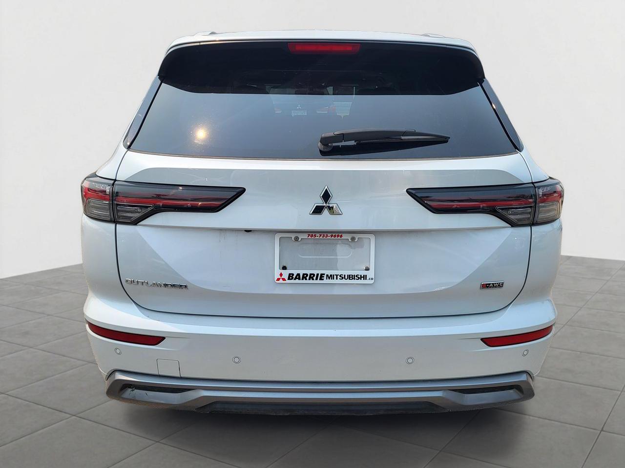 2025 Mitsubishi Outlander GT Photo