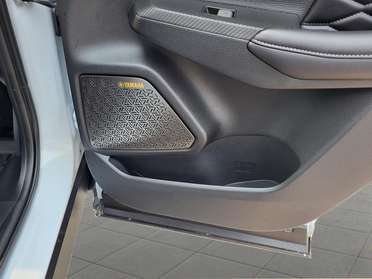 2025 Mitsubishi Outlander GT Photo