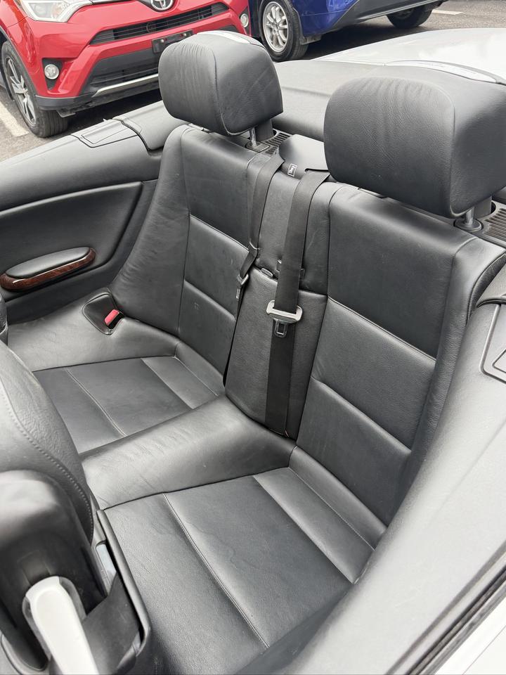 2001 BMW 330Ci Premium Photo