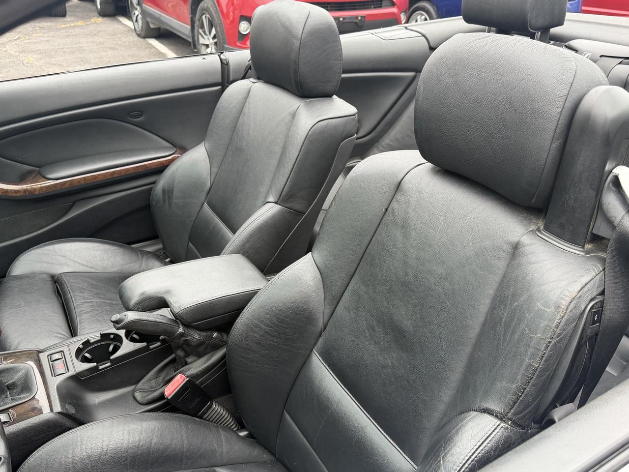 2001 BMW 330Ci Premium Photo