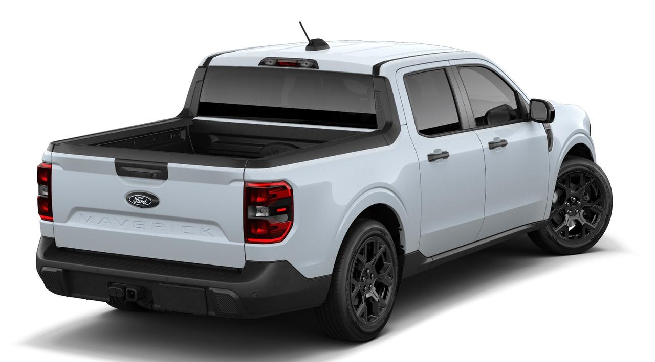 2026 Ford Maverick XLT Photo2