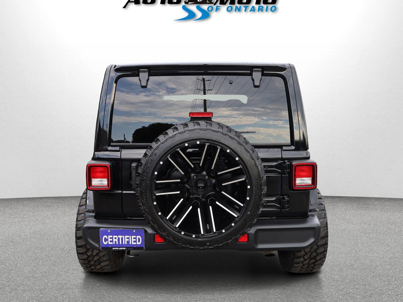 2021 Jeep Wrangler UNLIMTED SAHARA 4WD *1 OWNER*ACCIDENT FREE* CAMERA NAV BLUETOOTH LEATHER HEATED SEATS CRUISE ALLOYS Photo4