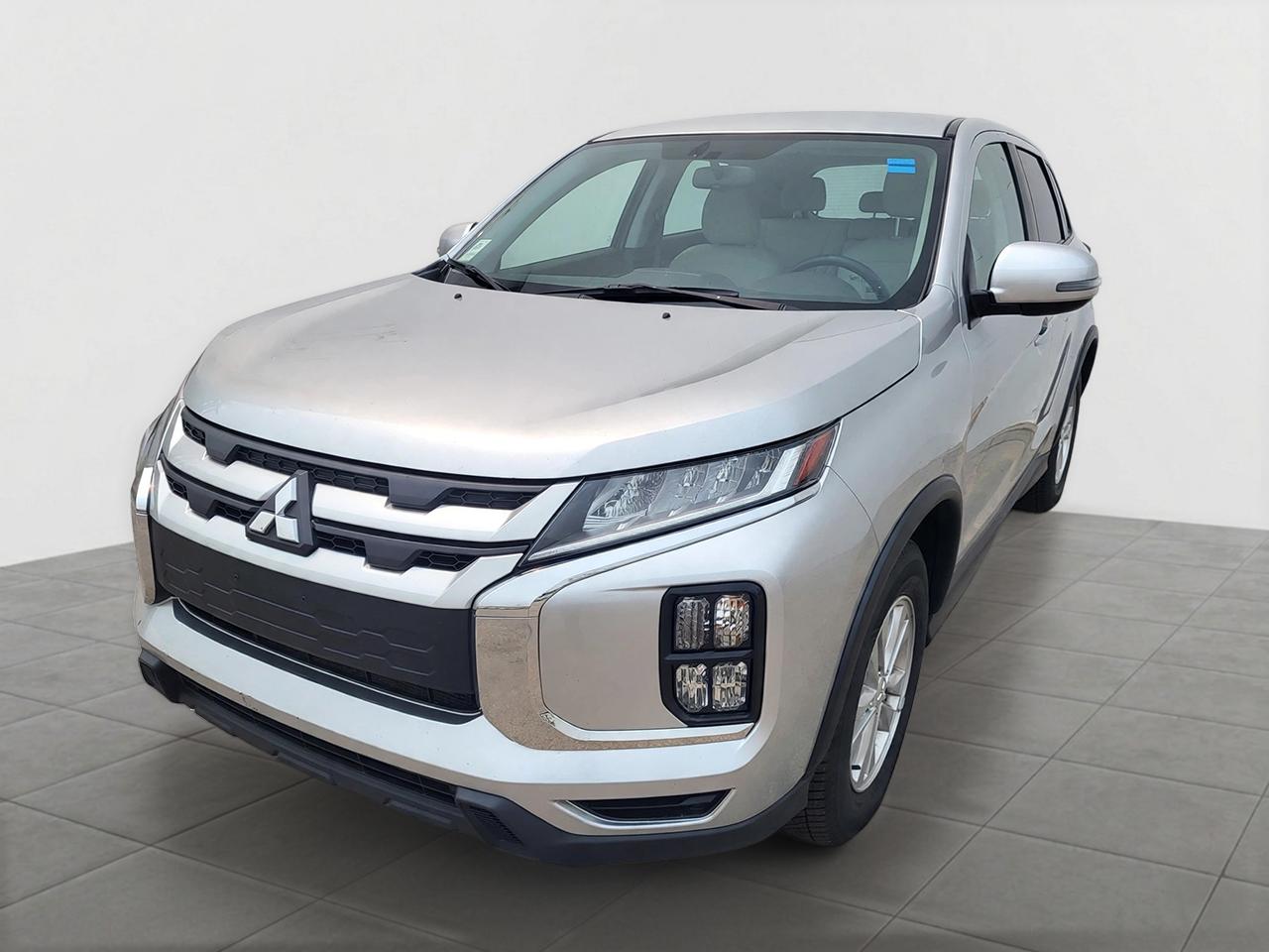 2022 Mitsubishi RVR SE Photo