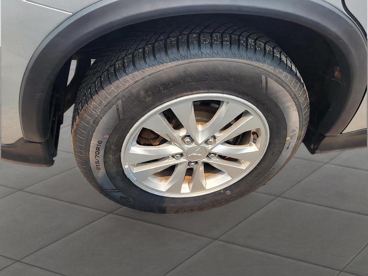 2022 Mitsubishi RVR SE Photo