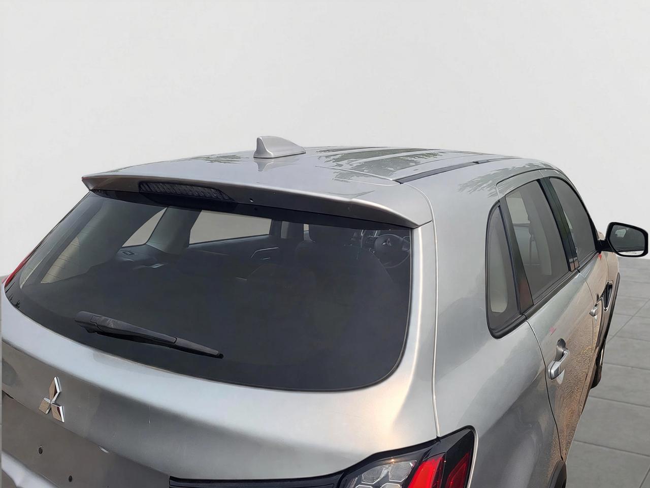 2022 Mitsubishi RVR SE Photo