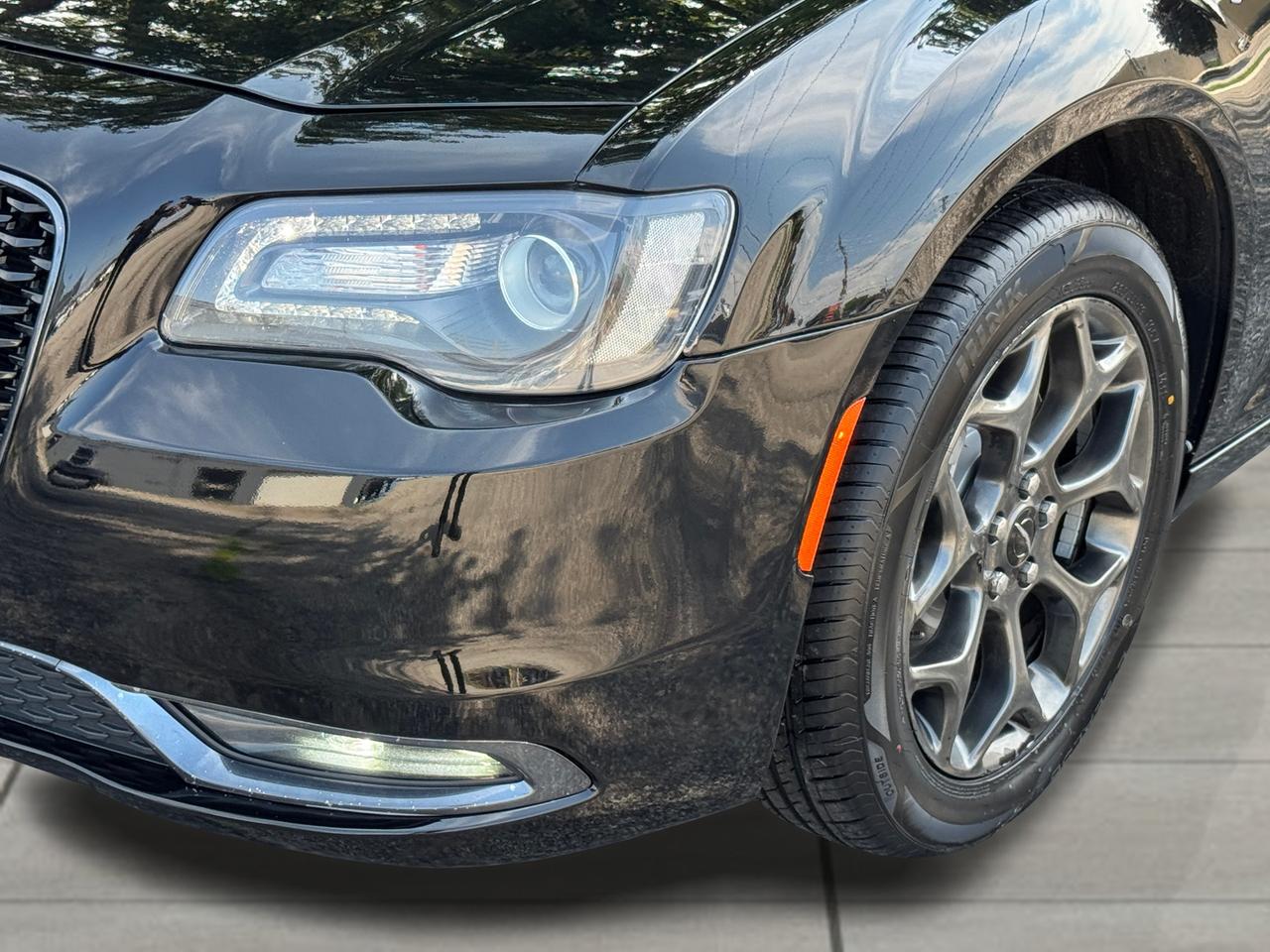 2018 Chrysler 300 300S AWD+New Tires+Brakes+Leather Photo