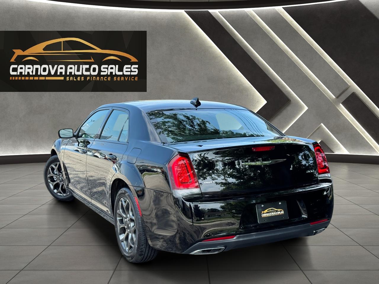 2018 Chrysler 300 300S AWD+New Tires+Brakes+Leather Photo
