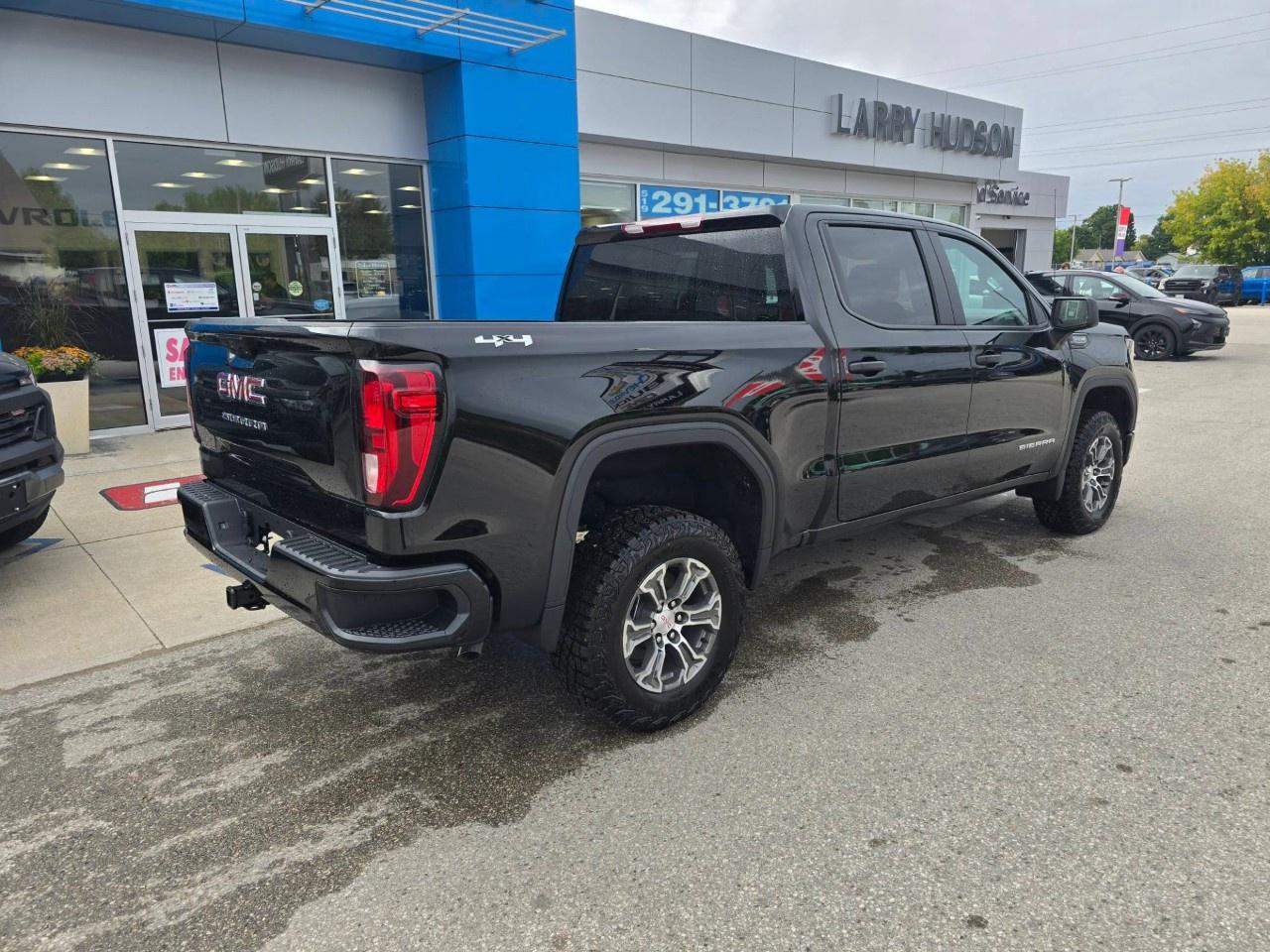 2026 GMC Sierra 1500 Crew Cab Short Box 4-Wheel Drive Pro Photo