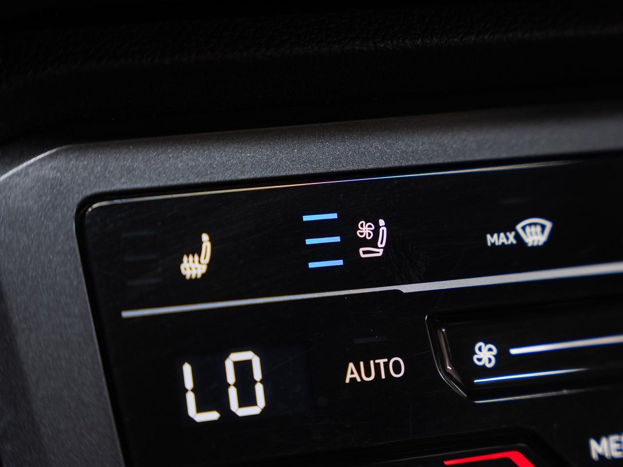 2022 Volkswagen Tiguan HIGHLINE R-LINE AWD | Nav | Panoroof | CarPlay