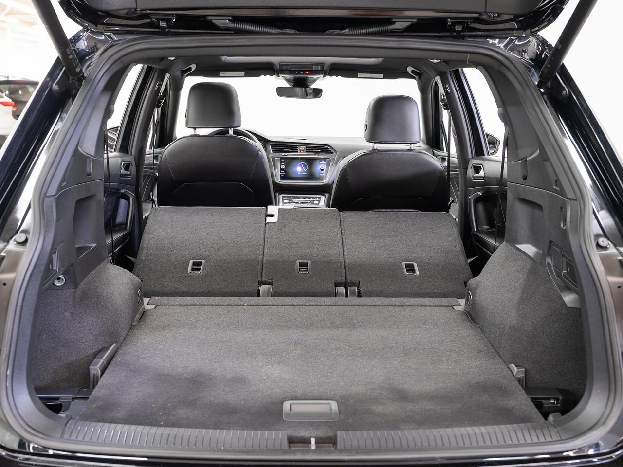 2022 Volkswagen Tiguan HIGHLINE R-LINE AWD | Nav | Panoroof | CarPlay
