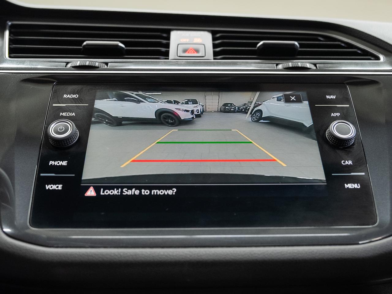 2022 Volkswagen Tiguan HIGHLINE R-LINE AWD | Nav | Panoroof | CarPlay