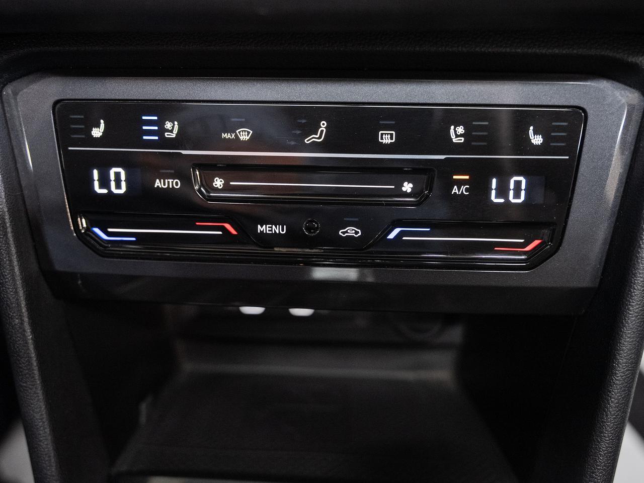 2022 Volkswagen Tiguan HIGHLINE R-LINE AWD | Nav | Panoroof | CarPlay
