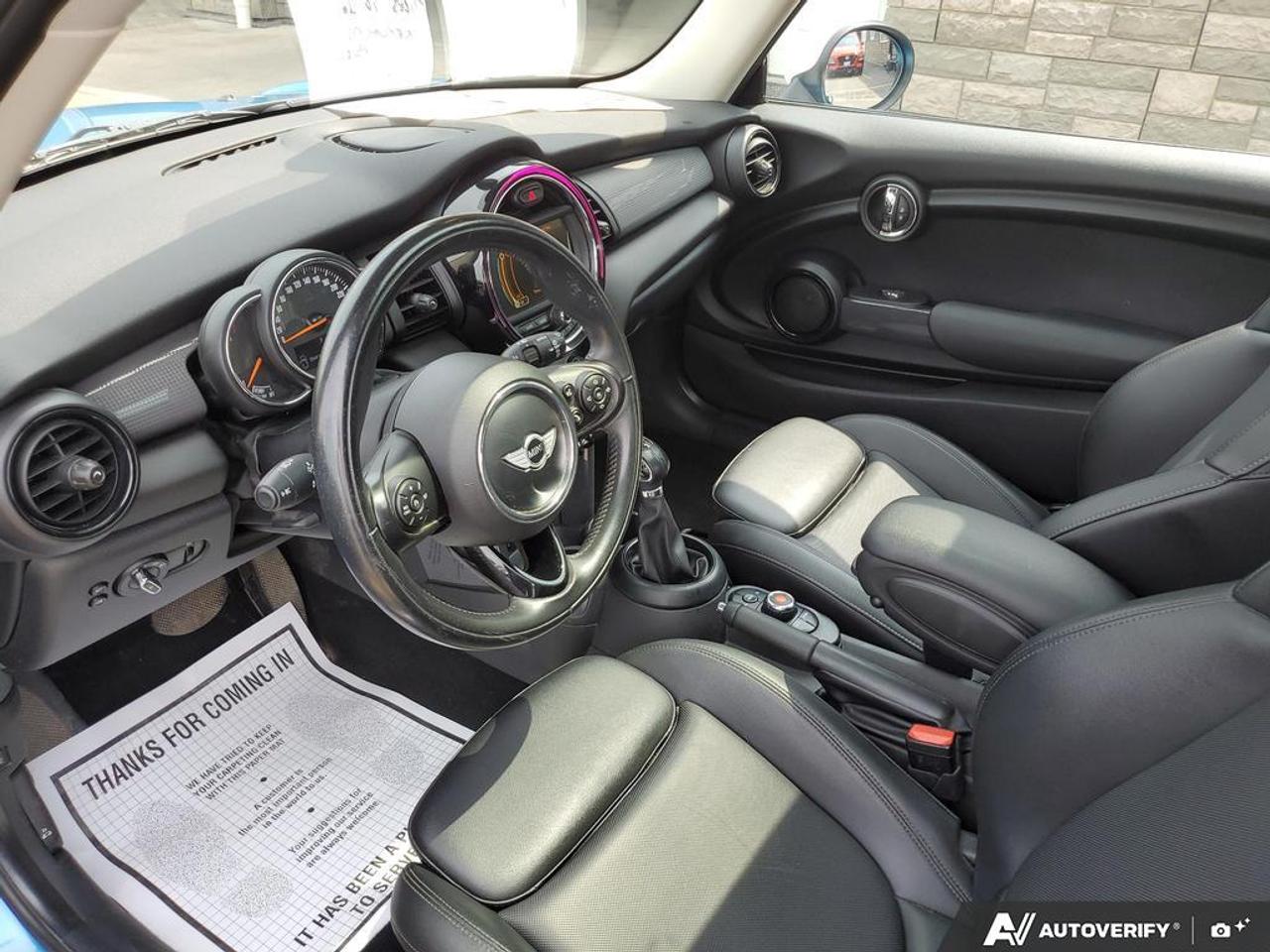 2018 MINI Cooper COOPER-LEATHER-SUNROOF-BLUETOOTH Photo