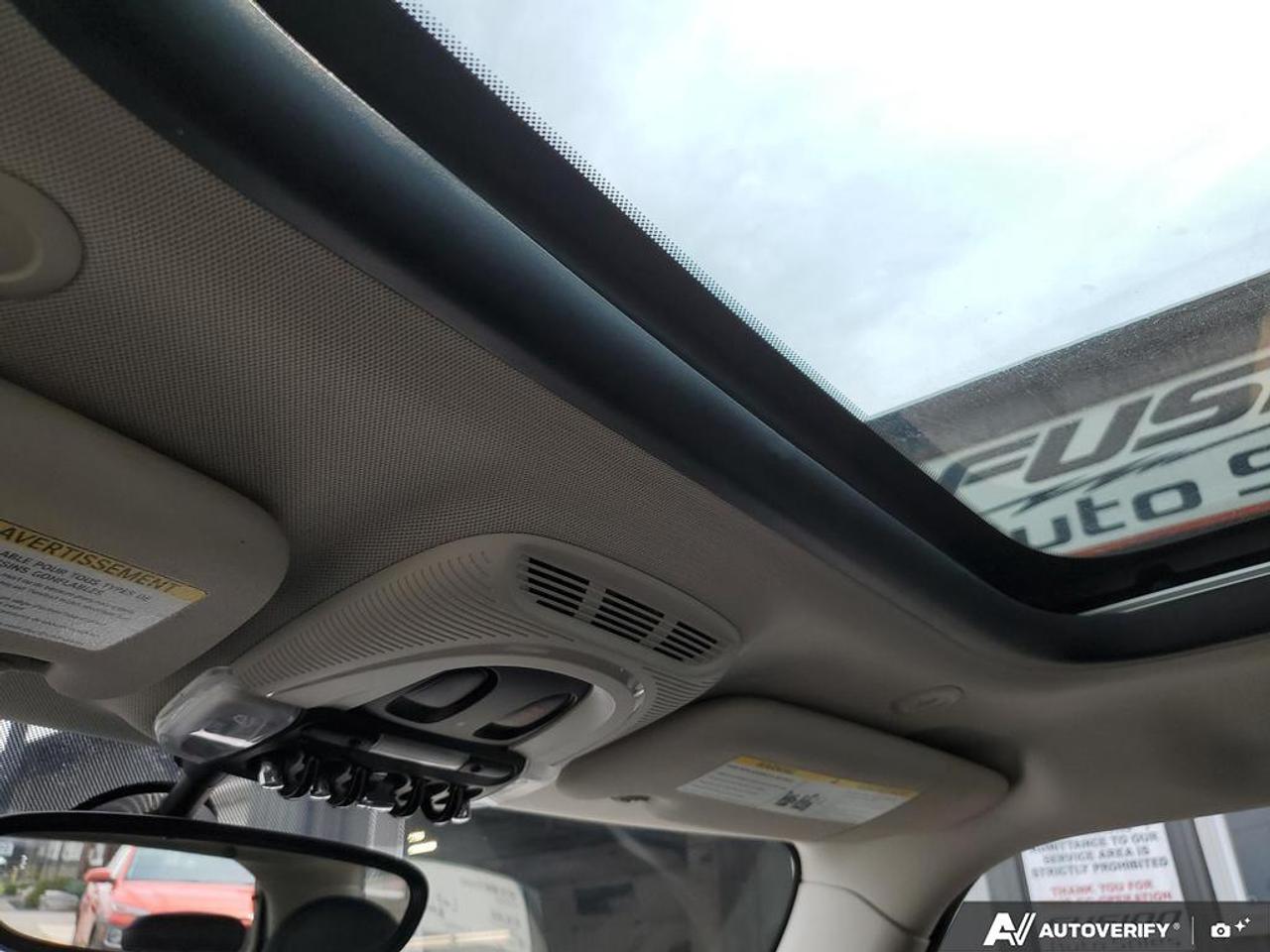 2018 MINI Cooper COOPER-LEATHER-SUNROOF-BLUETOOTH Photo