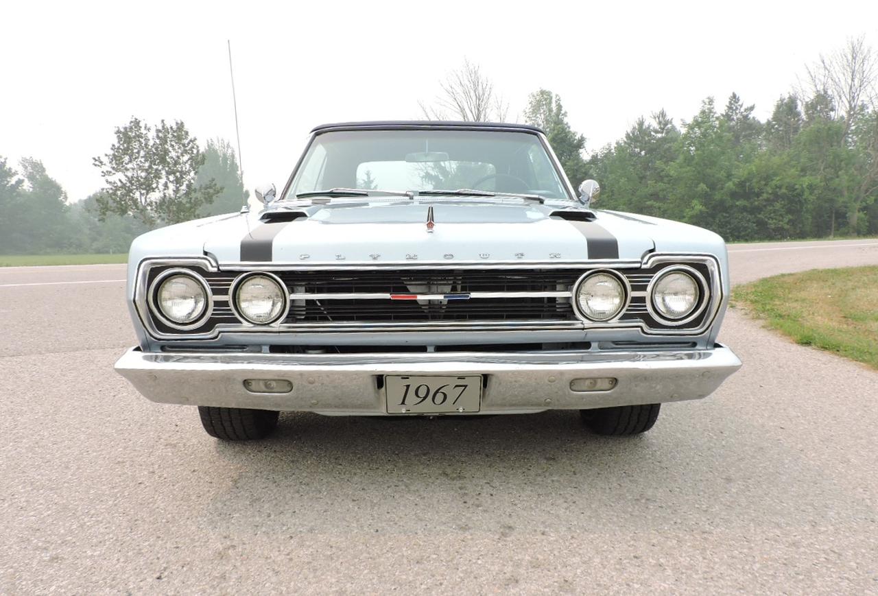 1967 Plymouth GTX 440 5-Speed Air Conditioned With 3-YR Warranty Photo3