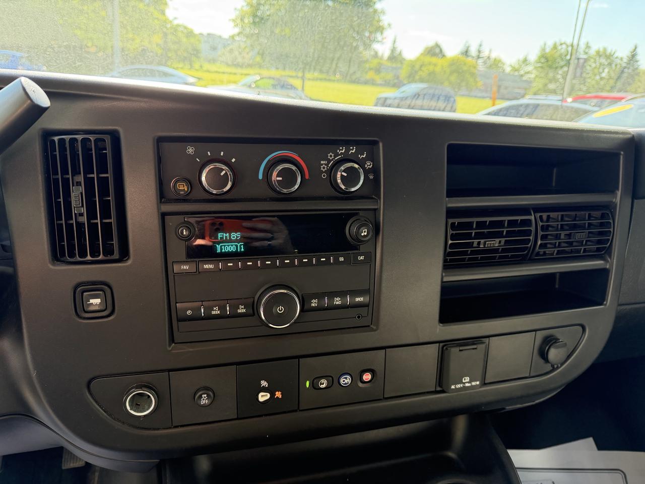 2023 Chevrolet Express Cargo Van ONLY 24,000KM!!! BLUETOOTH, KEYLESS ENTRY, CRUISE! Photo