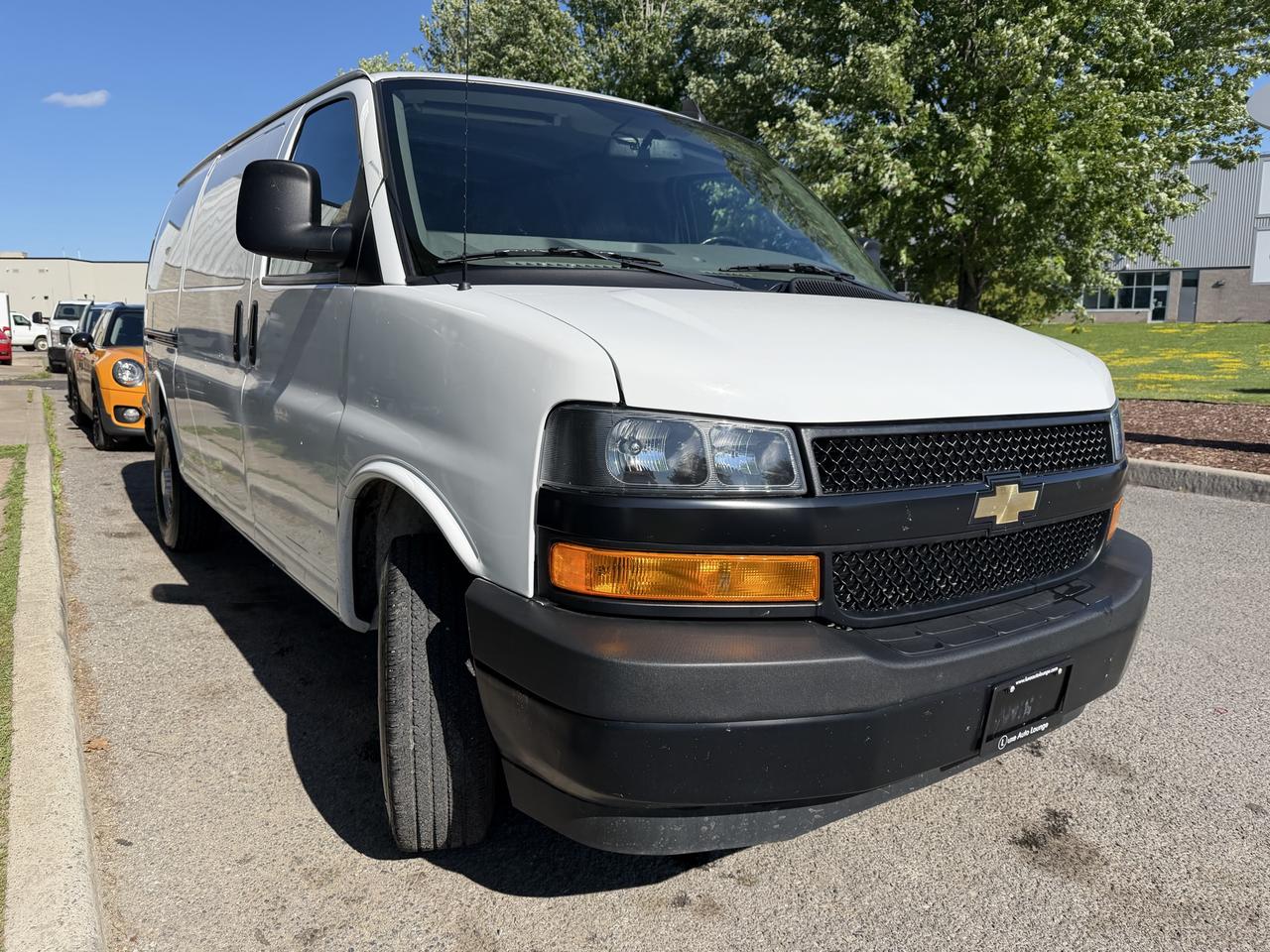 2023 Chevrolet Express Cargo Van ONLY 24,000KM!!! BLUETOOTH, KEYLESS ENTRY, CRUISE! - Photo #12