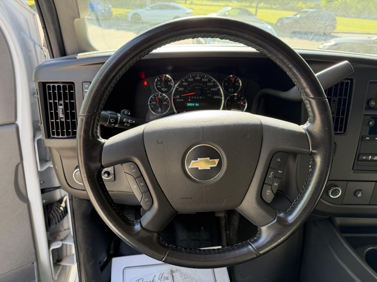 2023 Chevrolet Express Cargo Van ONLY 24,000KM!!! BLUETOOTH, KEYLESS ENTRY, CRUISE! - Photo #20