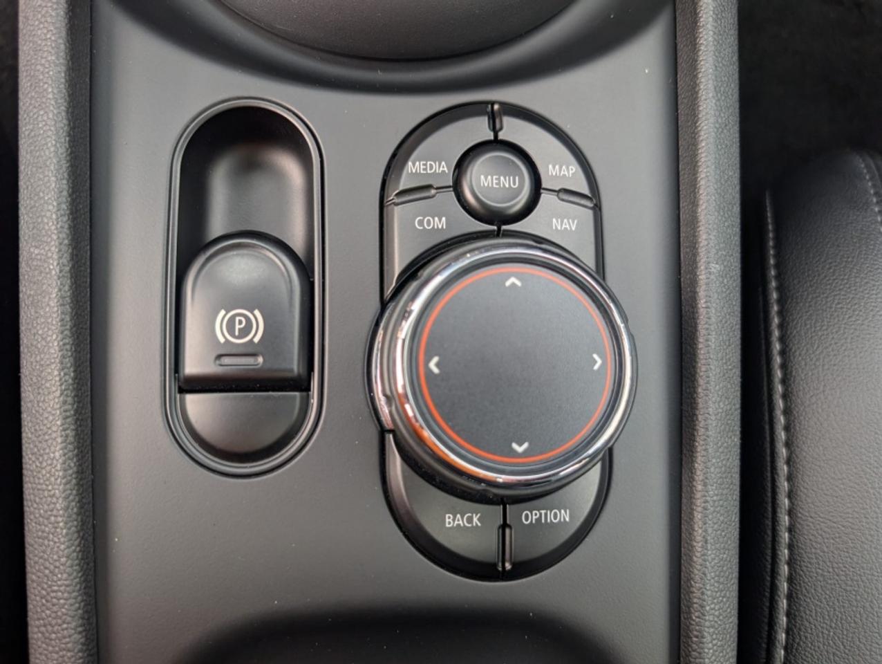 2018 MINI Cooper Clubman COOPER S ALL4 * NAVIGATION * POWER SUNROOF - Photo #21