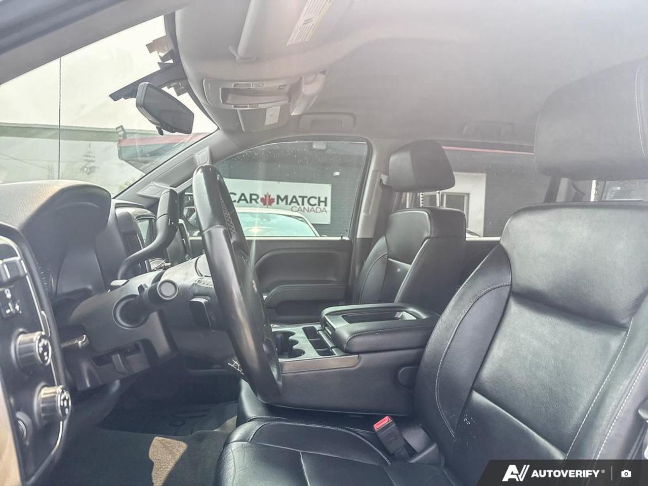 2017 Chevrolet Silverado 1500 LT / Z71 / NO ACCIDENTS / LEATHER / NAV / 4X4 Photo