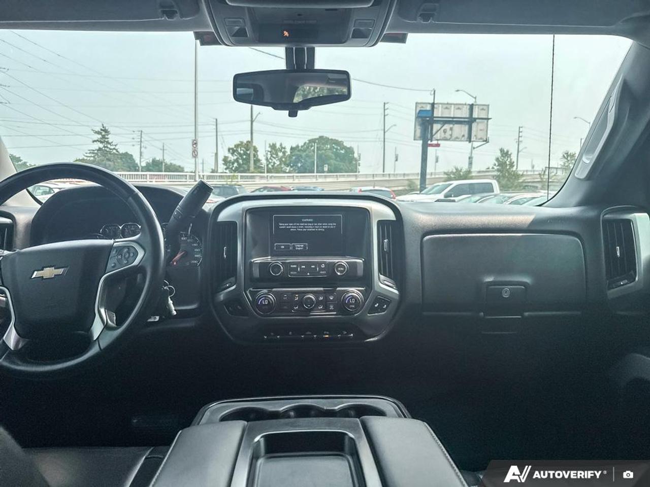2017 Chevrolet Silverado 1500 LT / Z71 / NO ACCIDENTS / LEATHER / NAV / 4X4 Photo