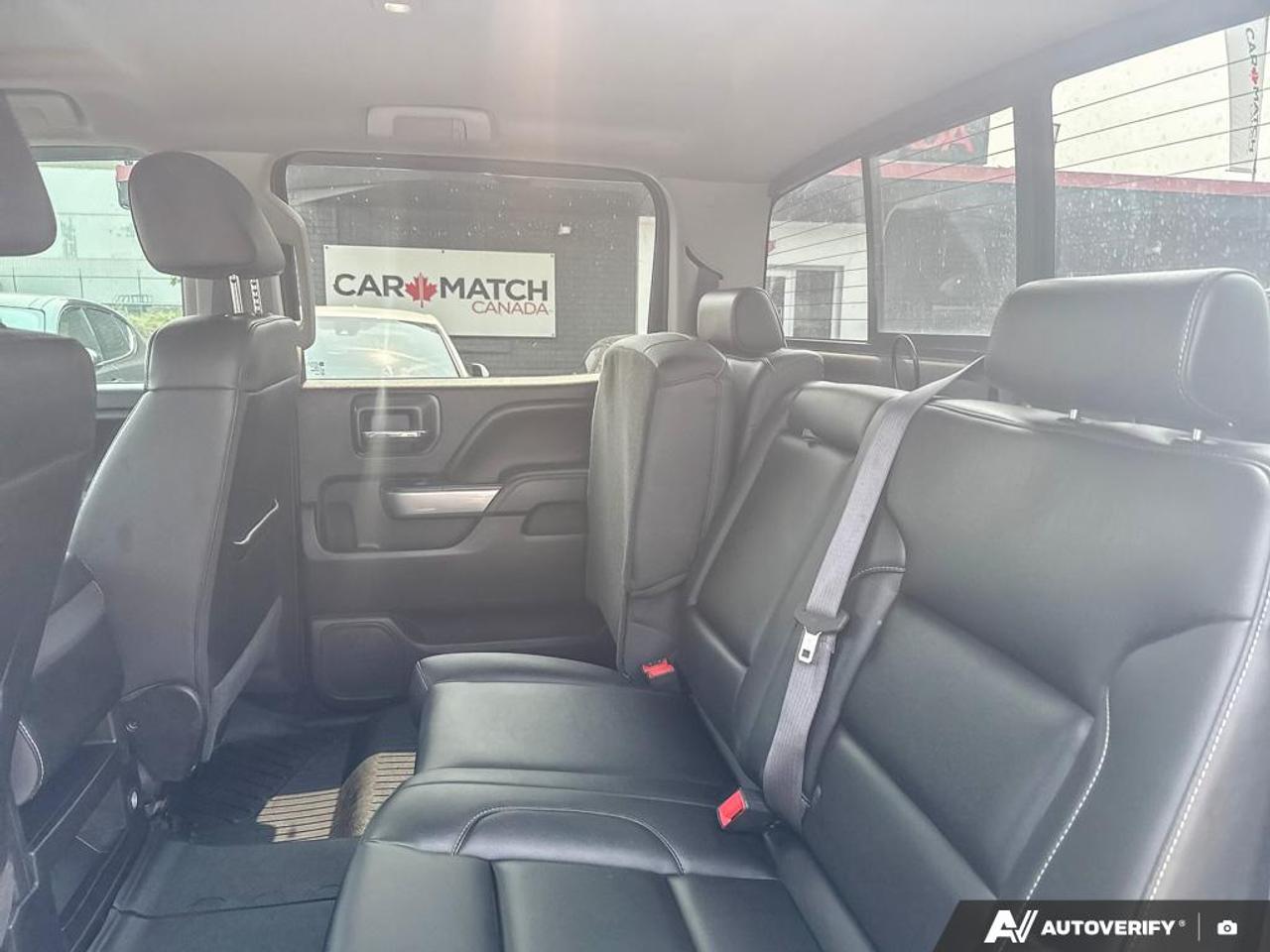2017 Chevrolet Silverado 1500 LT / Z71 / NO ACCIDENTS / LEATHER / NAV / 4X4 Photo
