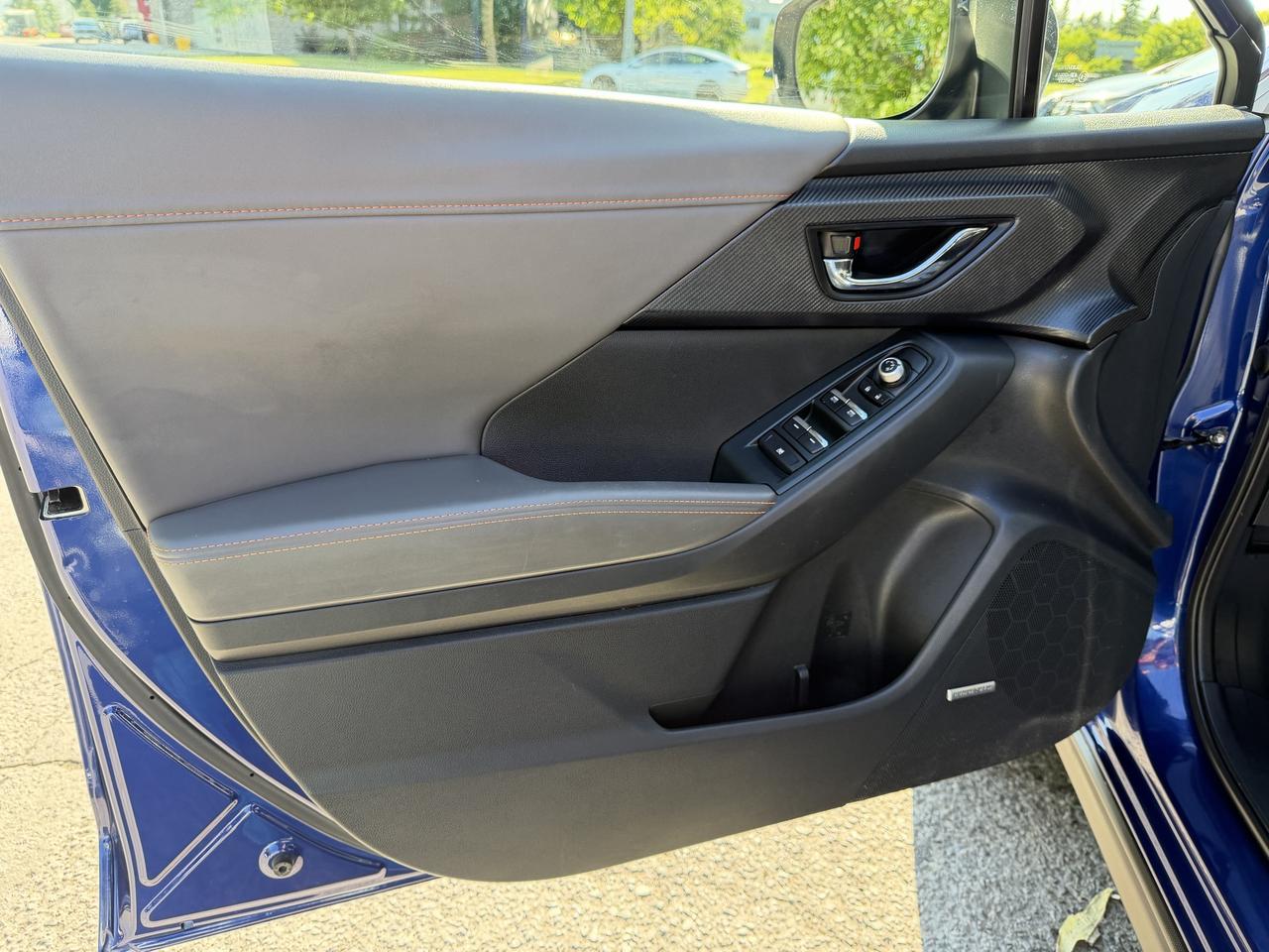 2024 Subaru Crosstrek Limited AWD LOADED, LEATHER, NAV, SUNROOF!!! - Photo #19
