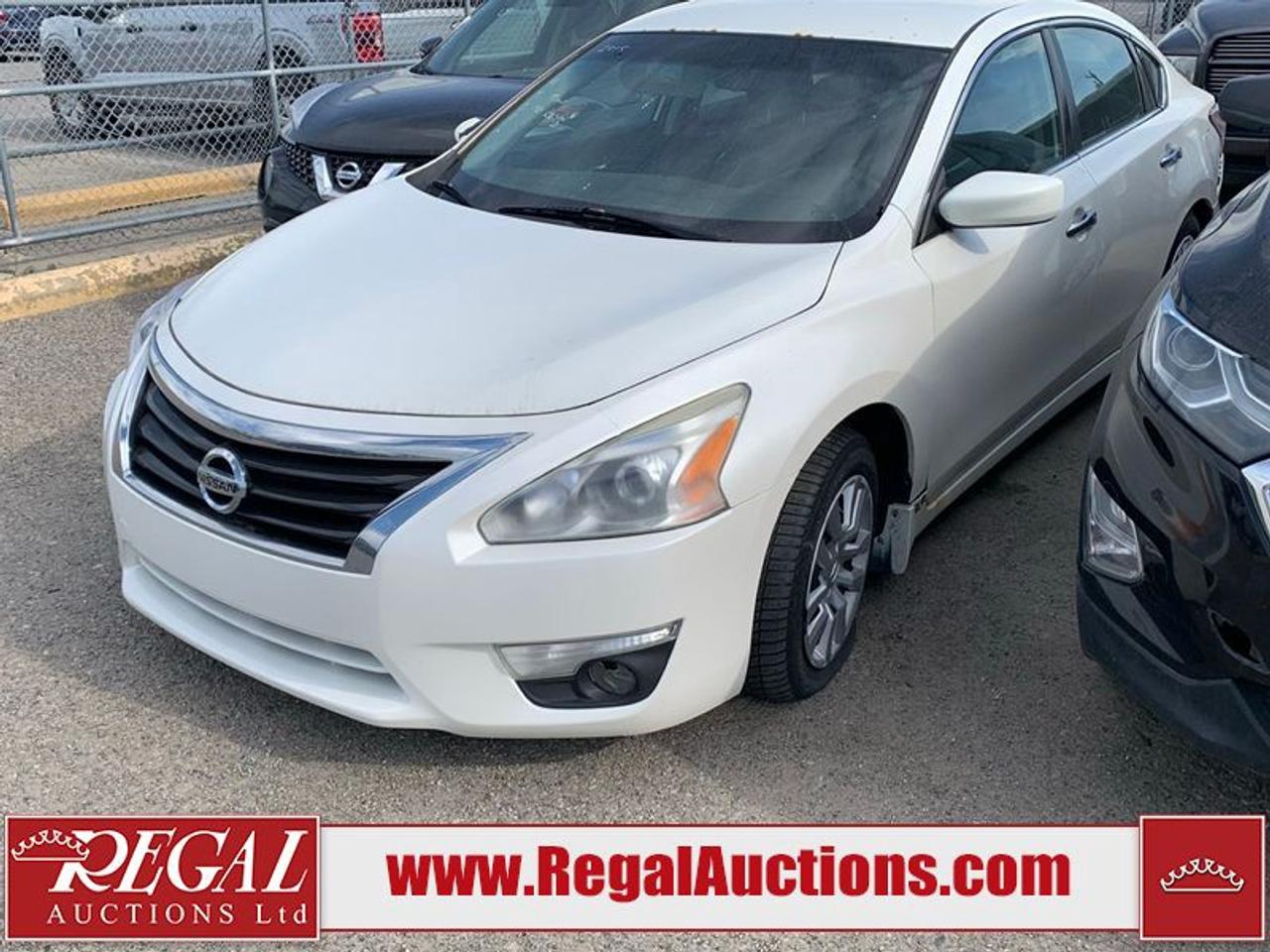 OFFERS WILL NOT BE ACCEPTED BY EMAIL OR PHONE - THIS VEHICLE WILL GO ON TIMED ONLINE AUCTION on Tuesday July 21.<br><br/>VEHICLE DESCRIPTION <br/>Stock #: 44080 <br/>Lot #: 463T <br/>Reserve Price: $1,000 <br/>CarProof Report: Not Available <br/><br/>IMPORTANT DECLARATION <br/>True Mileage Unknown: The accuracy of this vehicles odometer reading cannot be verified and the current odometer reading is not believed to be correct. <br/> *NO KEYS**TOW*  <br/>Active Status: This vehicles title is listed as Active Status. <br/> Live Online Bidding: This vehicle will be available for bidding over the internet, visit www.RegalAuctions.com to register. <br/> <br/>The simple solution to selling your car or truck. Bring your clean vehicle in with your Drivers License and current Registration and well put it on the auction block at our next sale.<br/><br/>www.RegalAuctions.com