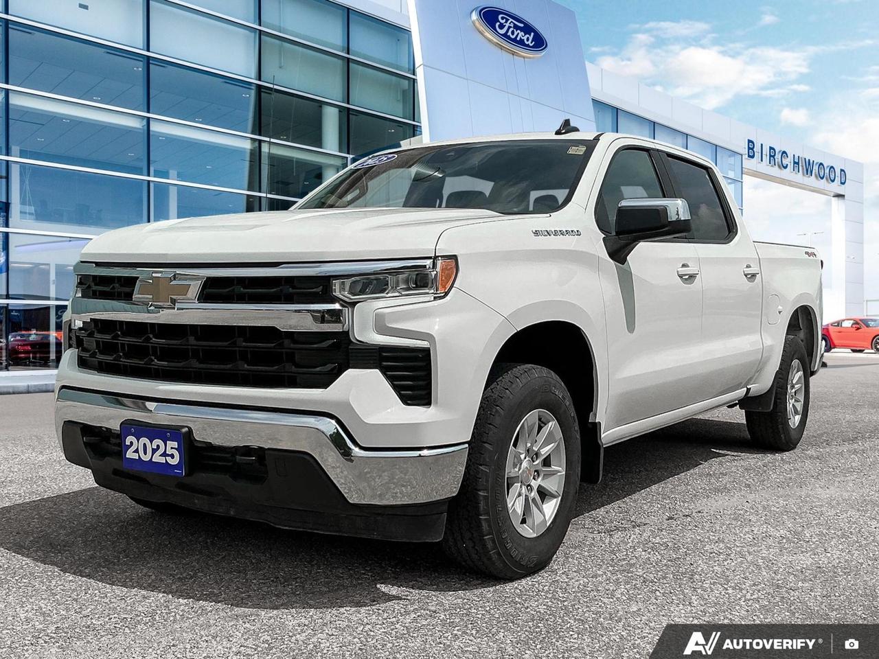 Used 2025 Chevrolet Silverado 1500 LT Crew Cab 4X4 | Accident Free | Heated Steering for sale in Winnipeg, MB