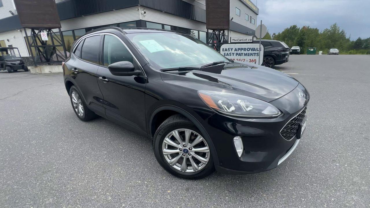 2020 Ford Escape SEL AWD, HEATED LEATHER SEATS, HEATED STEERING WHEEL, NAV, REVERSE CAM, POWER LIFTGATE!! Photo