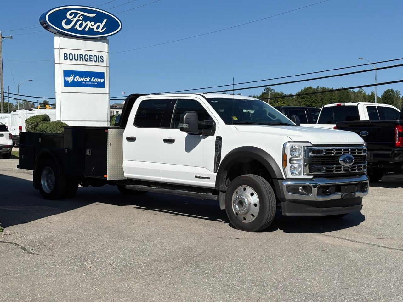 2025 Ford F-550 Super Duty DRW Photo