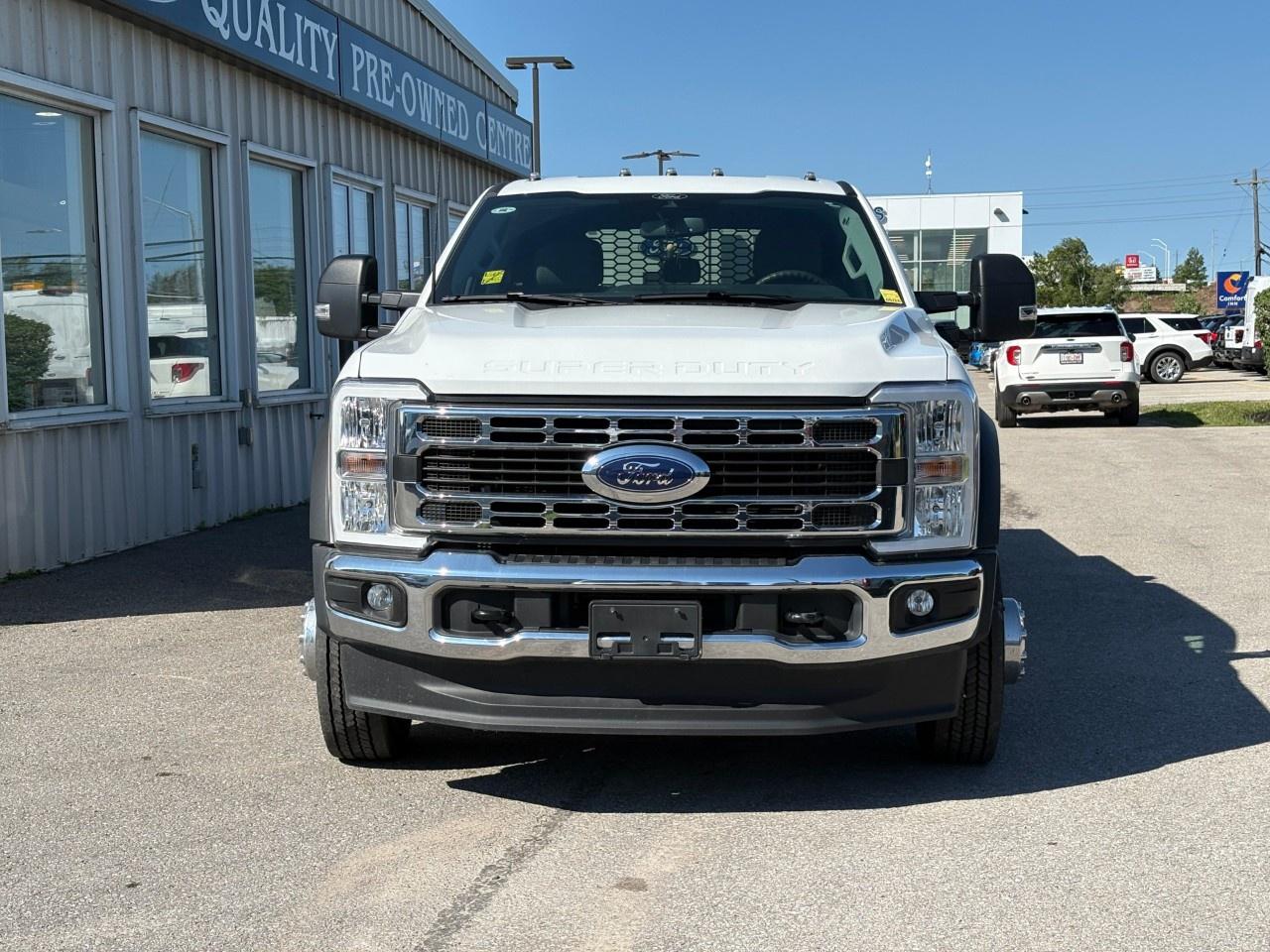 2025 Ford F-550 Super Duty DRW Photo